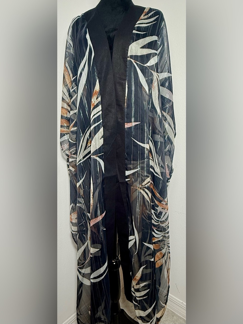 Vince Camuto Kaftan Kimono One Size NWT Metallic Stripe Leaf Palm Coverup Maxi